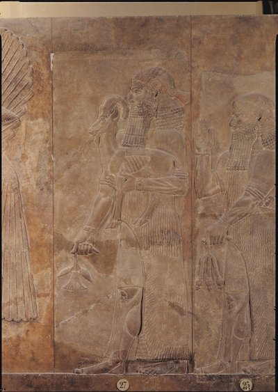 Relief représentant Sargon II (721-705 av. J.-C.) ou un prêtre portant une gazelle sacrificielle, du Palais de Sargon II à Khorsabad, Irak - Assyrian